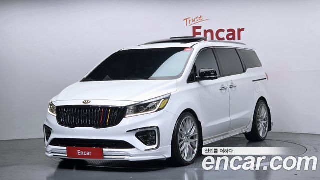 Kia Carnival — exterior