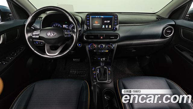 Hyundai Kona — interior
