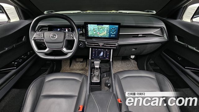 KG Mobility Torres — interior