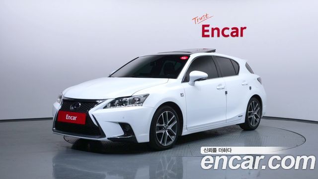 Lexus CT200h — exterior