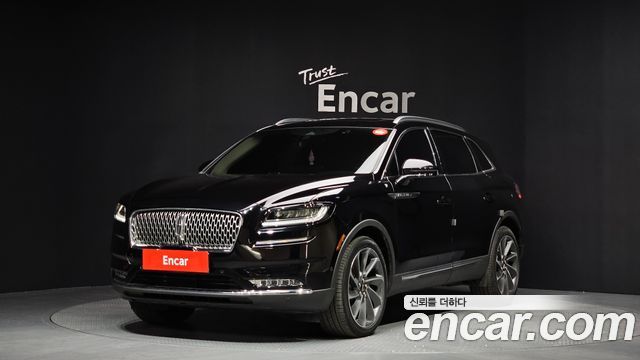 Lincoln Nautilus — exterior