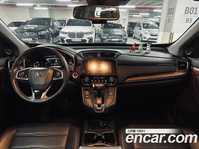 Honda CR-V — interior