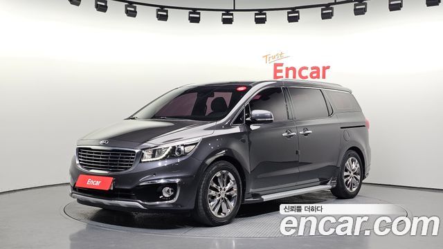 Kia Carnival — exterior