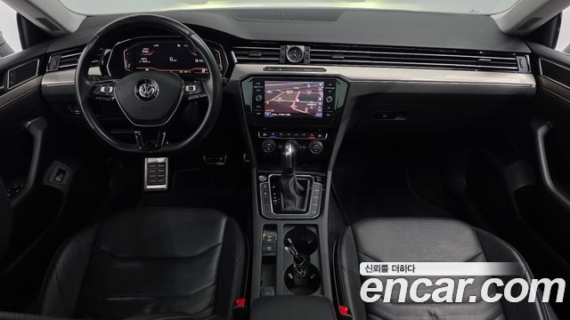 Volkswagen Arteon — interior