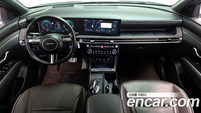 Hyundai Tucson — interior