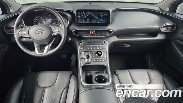 Hyundai Santa Fe — interior