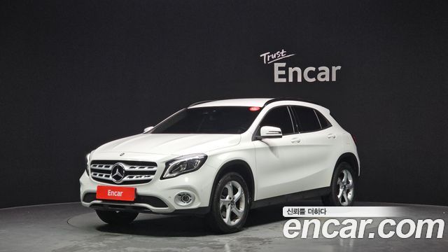 Mercedes-Benz GLA-Class — exterior