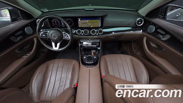 Mercedes-Benz E-Class — interior