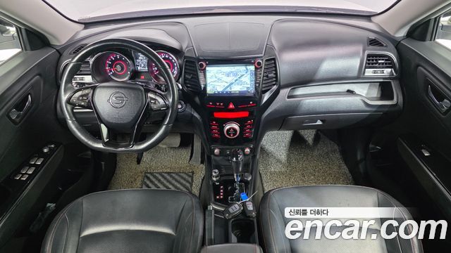 KG Mobility Tivoli — interior
