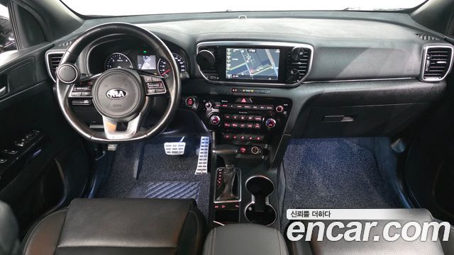 Kia Sportage — interior