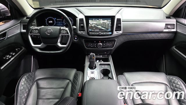 KG Mobility Rexton — interior