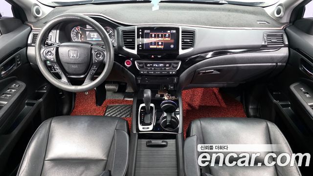 Honda Pilot — interior