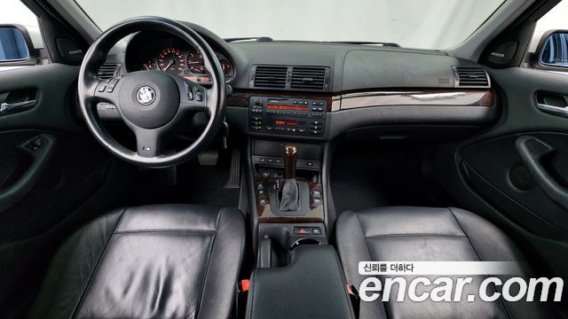 BMW 3 Series — interior