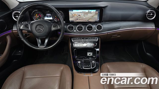 Mercedes-Benz E-Class — interior