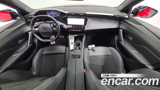 Peugeot 308 — interior