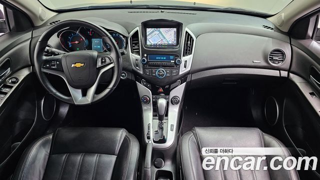 Chevrolet Korea Cruze — interior