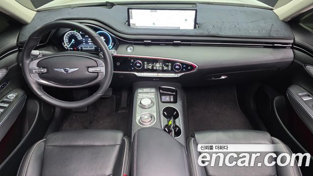 Genesis GV70 — interior