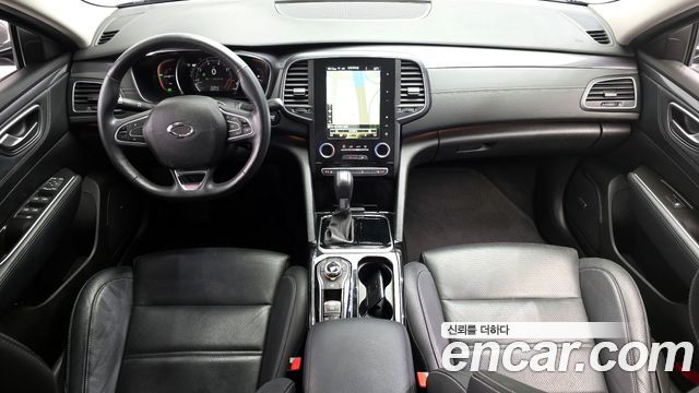 Renault Korea SM6 — interior