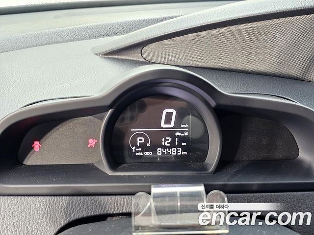 KG Mobility Korando — interior