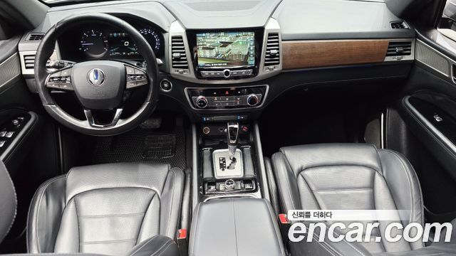 KG Mobility Rexton — interior