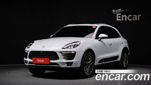 Porsche Macan — exterior