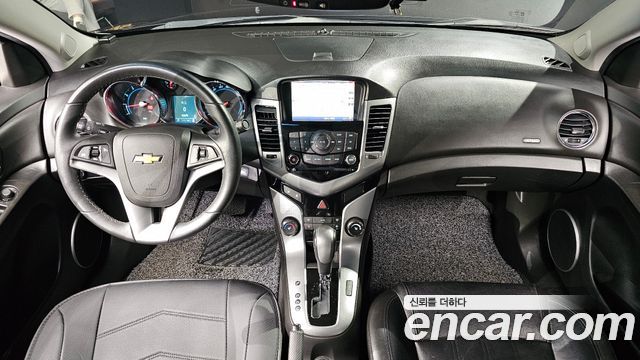 Chevrolet Korea Cruze — interior