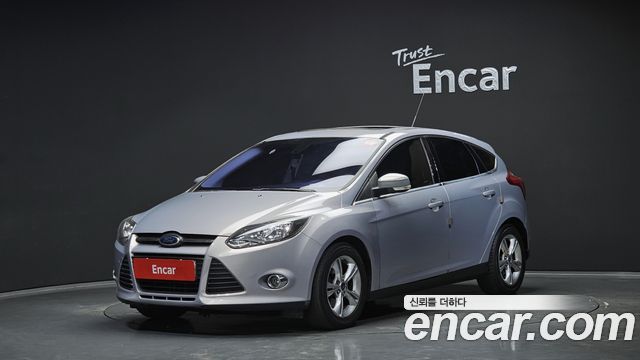 Ford Focus — exterior