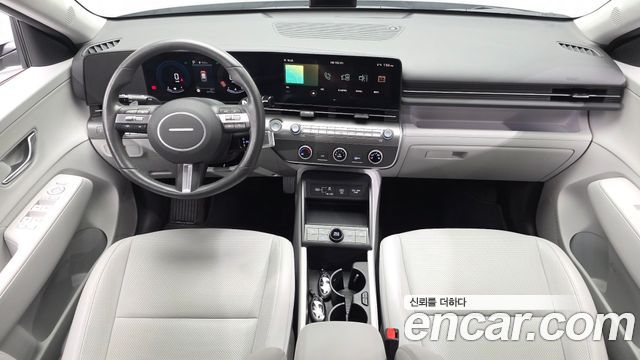 Hyundai Kona — interior