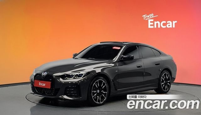 BMW i4
