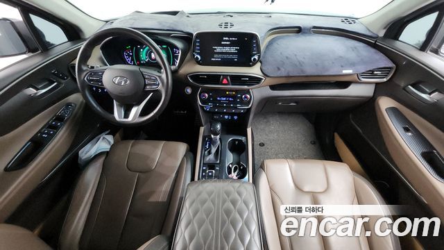 Hyundai Santa Fe — interior