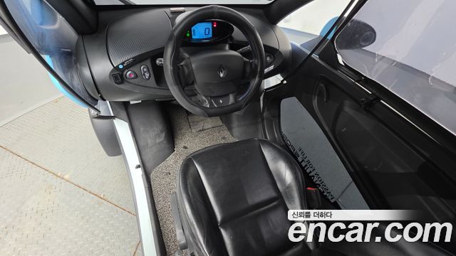 Renault Korea Twizy — interior