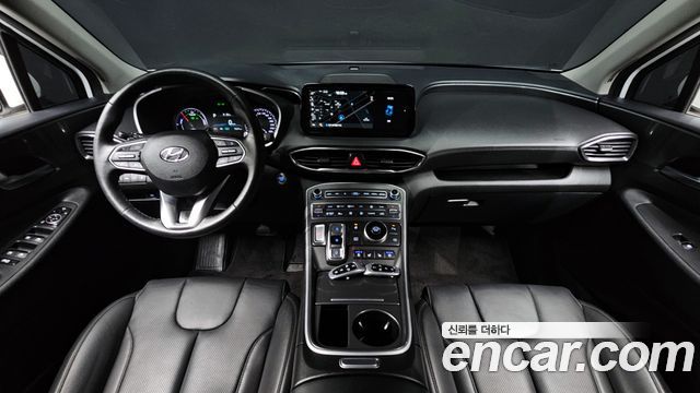 Hyundai Santa Fe — interior