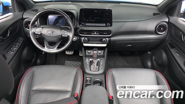 Hyundai Kona — interior