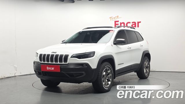 Jeep Cherokee — exterior