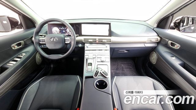 Hyundai Nexo — interior