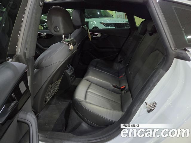 Audi A5 — interior