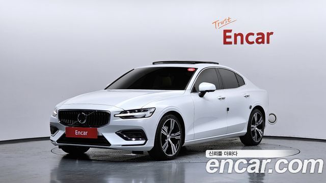 Volvo S60 — exterior
