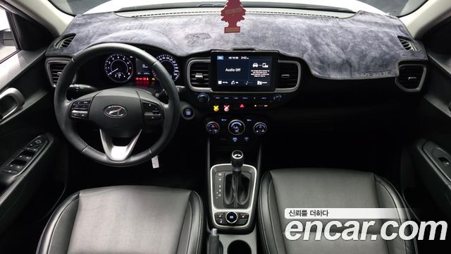 Hyundai Venue — interior