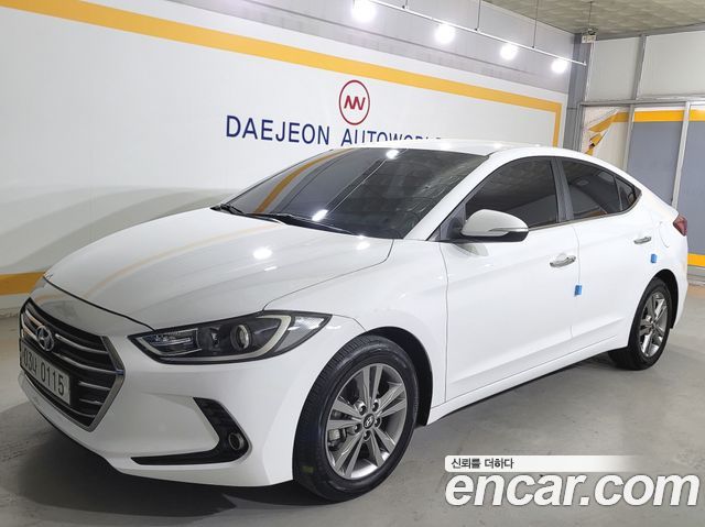 Hyundai Avante — exterior
