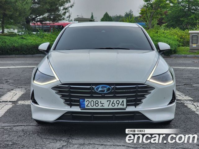 Hyundai Sonata — exterior