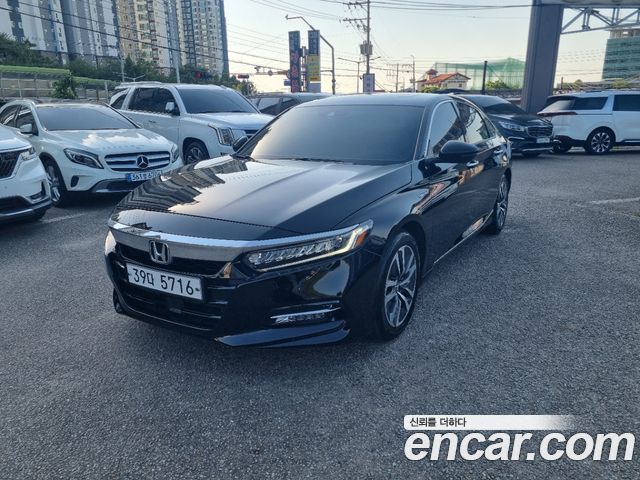 Honda Accord — exterior