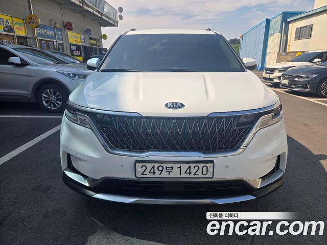 Kia Carnival — exterior