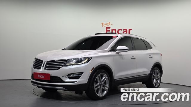 Lincoln MKC — exterior