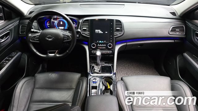 Renault Korea SM6 — interior