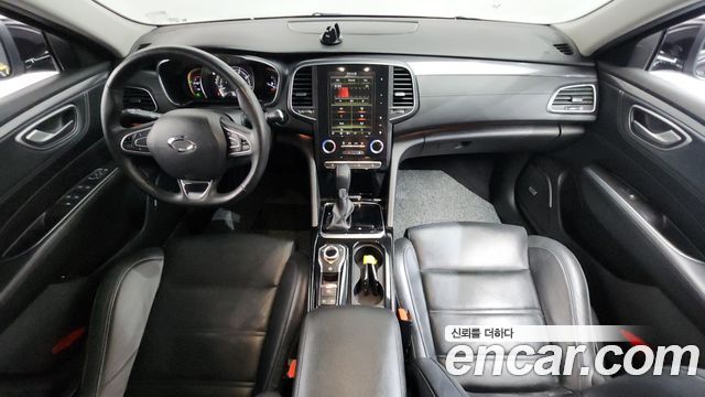 Renault Korea SM6 — interior