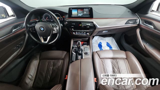 BMW 5 Series — interior