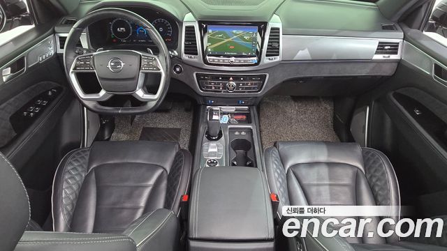 KG Mobility Rexton — interior