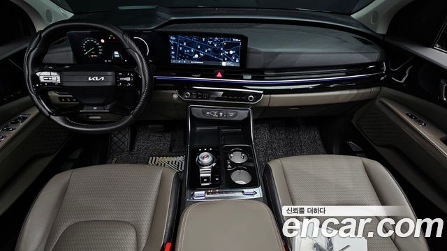 Kia Carnival — interior