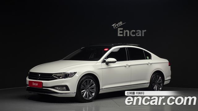 Volkswagen Passat — exterior