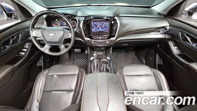 Chevrolet Korea Traverse — interior